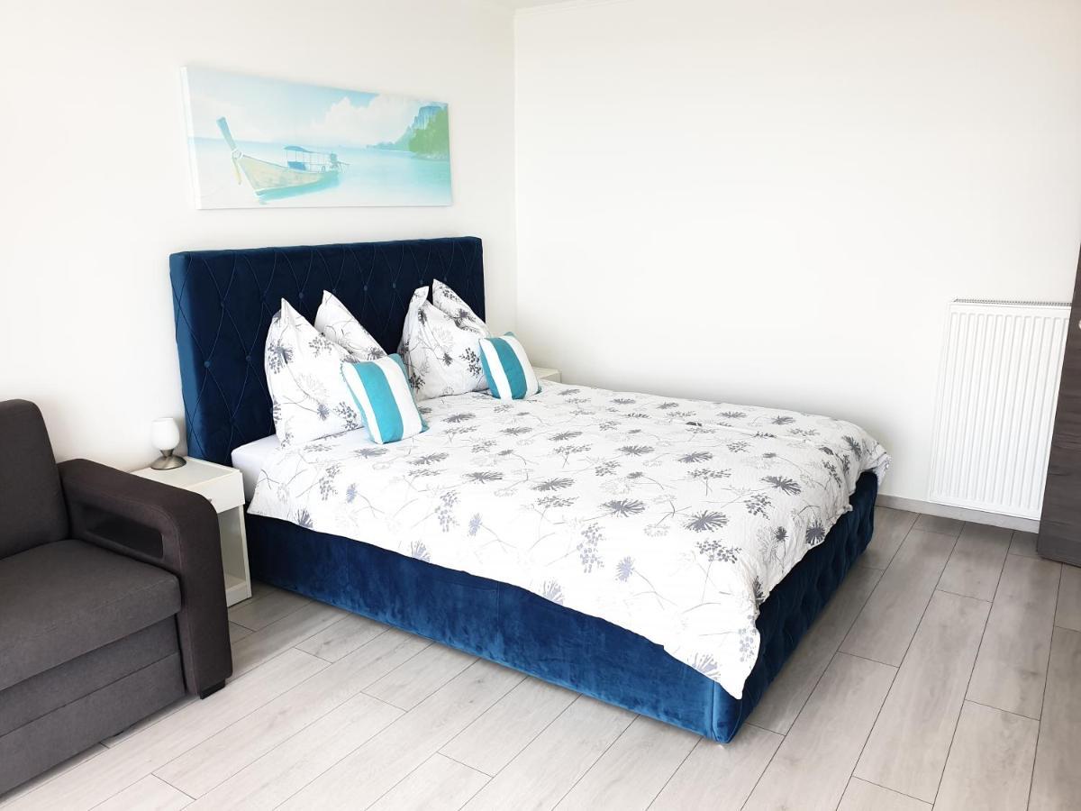Lakeview Apartments Balatonfuered Bagian luar foto